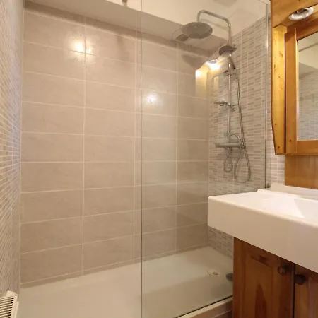 Duplex 10-12 Pers. A 20m Des Pistes Avec Sauna, Wifi Et Proche Commerces - Fr-1-508-75 公寓 *